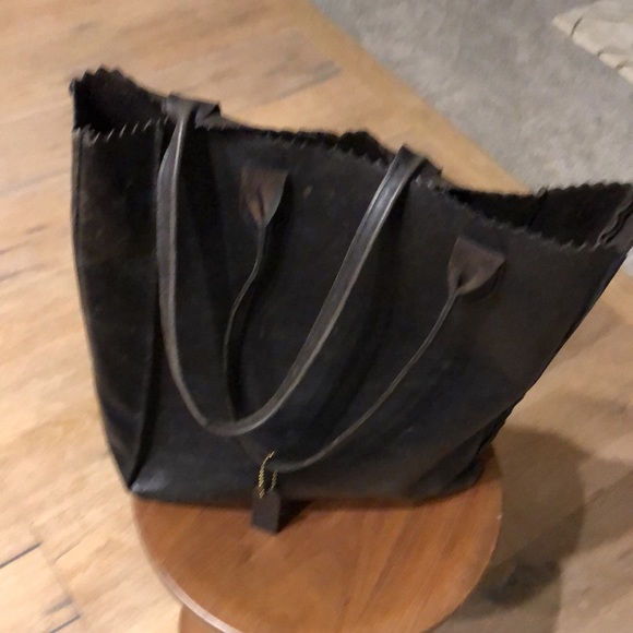 Caba Full Grain COWHIDE LEATHER Tote - Picture 1 of 6